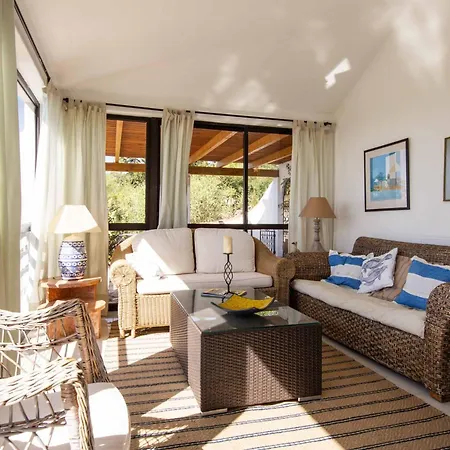 Jacaranda Bordeira Corotelo